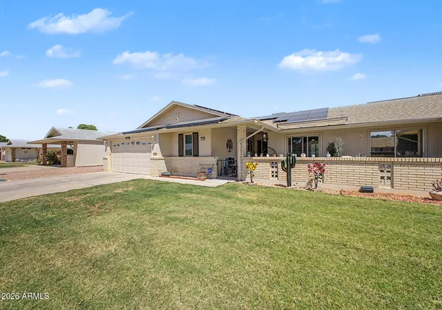 Photo 3 of Townhouse for sale at 10718 W Cheryl Dr, Sun City, AZ 85351 | MLS# 7020722 | Listing updated on 2026-08-11