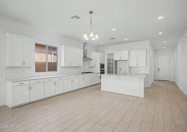 2nd image of 16982 W Desert Ln, Goodyear, AZ 85338 | MLS# 7020043