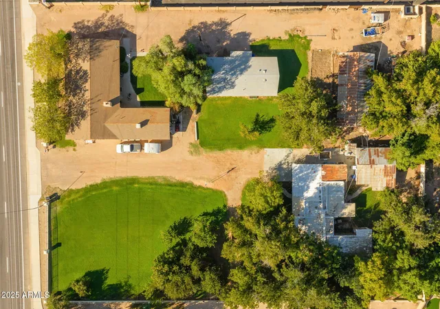 2nd image of 333 S Cooper Rd, Chandler, AZ 85225 | MLS# 7021050