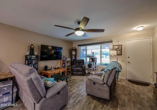 3rd image of 19022 N Lakeforest Dr, Sun City, AZ 85373 | MLS# 7020389