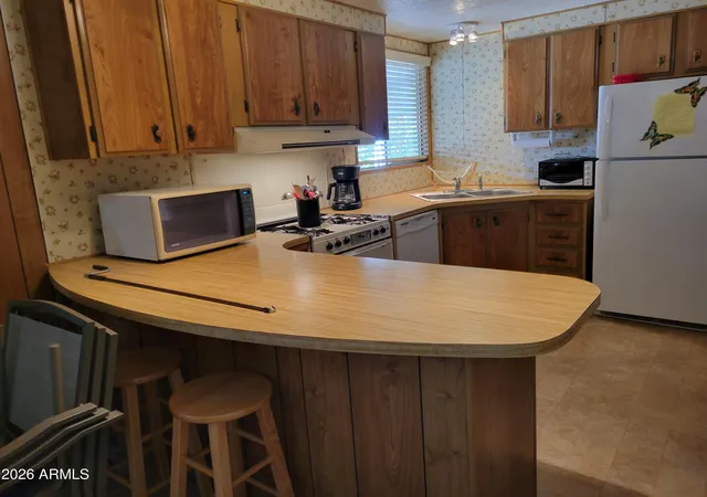 Homes for sale in Mesa, AZ | 2460 E Main St #B6, Mesa, AZ 85213 | MLS# 7020248