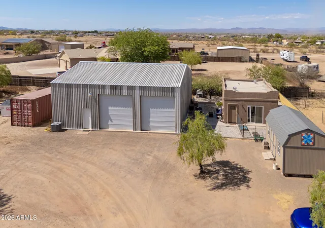 59th image of 22016 W Beacon Ln, Wittmann, AZ 85361 | MLS# 7027631