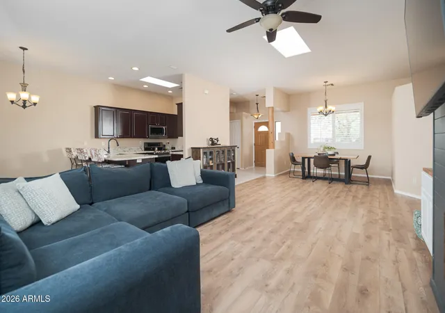 5th image of 22016 W Beacon Ln, Wittmann, AZ 85361 | MLS# 7027631