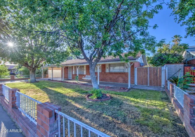 2nd image of 3428 W Tuckey Ln, Phoenix, AZ 85017 | MLS# 7021395
