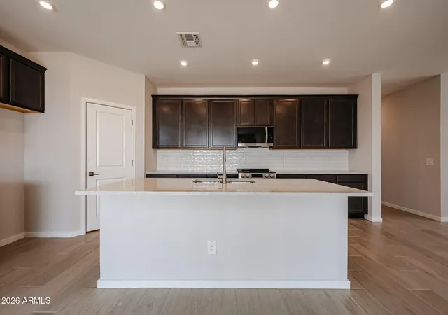 Homes for sale in San Tan Valley, AZ | 6159 E Crockett Wy, San Tan Valley, AZ 85143 | MLS# 7023119