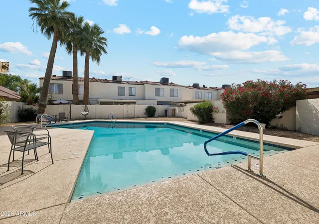 Listing Photo 5 - Condo for sale in building located at 8502 N Central Ave, Phoenix, AZ 85020 - Unit #11