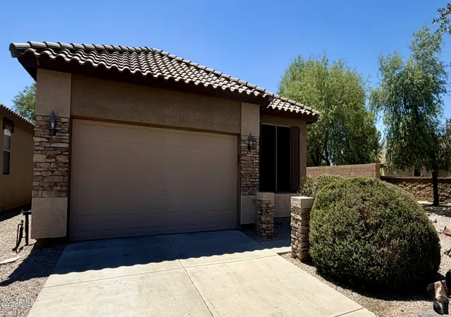 Photo 3 of Single family home for sale at 22624 S 208th Street, Queen Creek, AZ 85142 | MLS# 7049574 | Listing updated on 2026-07-03