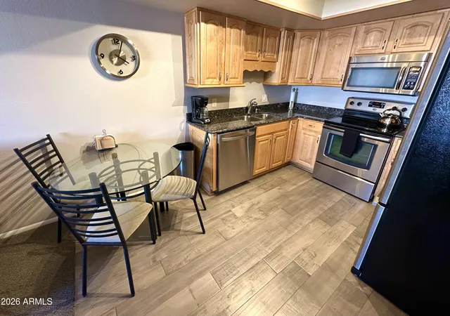 4th image of 7910 E Camelback Rd #302, Scottsdale, AZ 85251 | MLS# 7023064