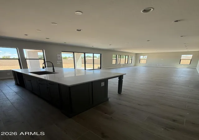 3rd image of 329 N Silverado St, Gilbert, AZ 85234 | MLS# 7022025