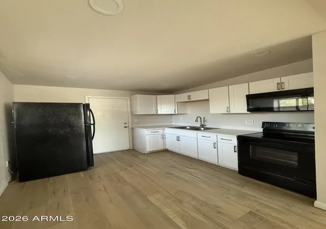 Homes for sale in Phoenix, AZ | 1215 E Mission Ln, Phoenix, AZ 85020 | MLS# 7021122