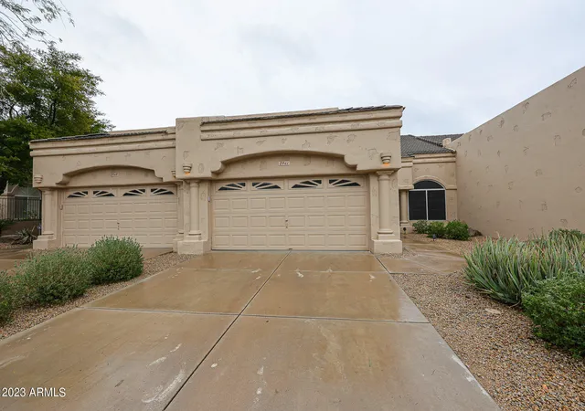 Photo 2 of Single family home for sale at 8941 E Maple Dr, Scottsdale, AZ 85255 | MLS# 7034780 | Listing updated on 2026-09-16