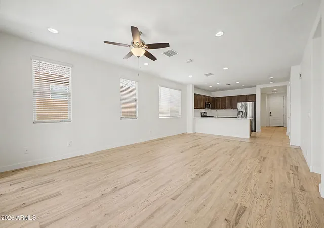 Photo 4 of Single family home for sale at 7019 S 13th Way, Phoenix, AZ 85042 | MLS# 7028369 | Listing updated on 2026-10-08