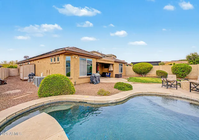 Photo 2 of Single family home for sale at 10453 W El Cortez Pl, Peoria, AZ 85383 | MLS# 7021870 | Listing updated on 2026-10-01