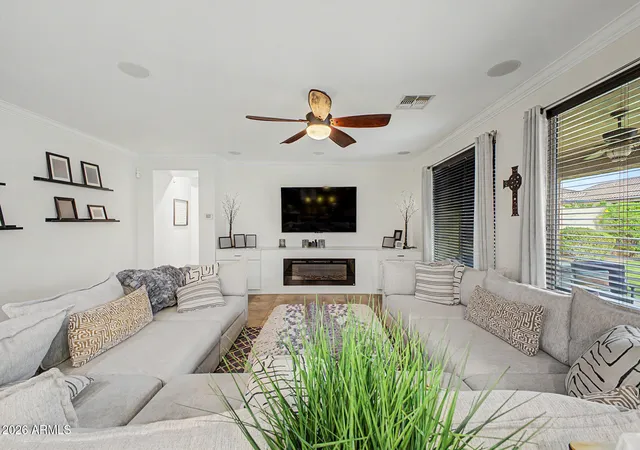 Photo 3 of Single family home for sale at 10453 W El Cortez Pl, Peoria, AZ 85383 | MLS# 7021870 | Listing updated on 2026-10-09