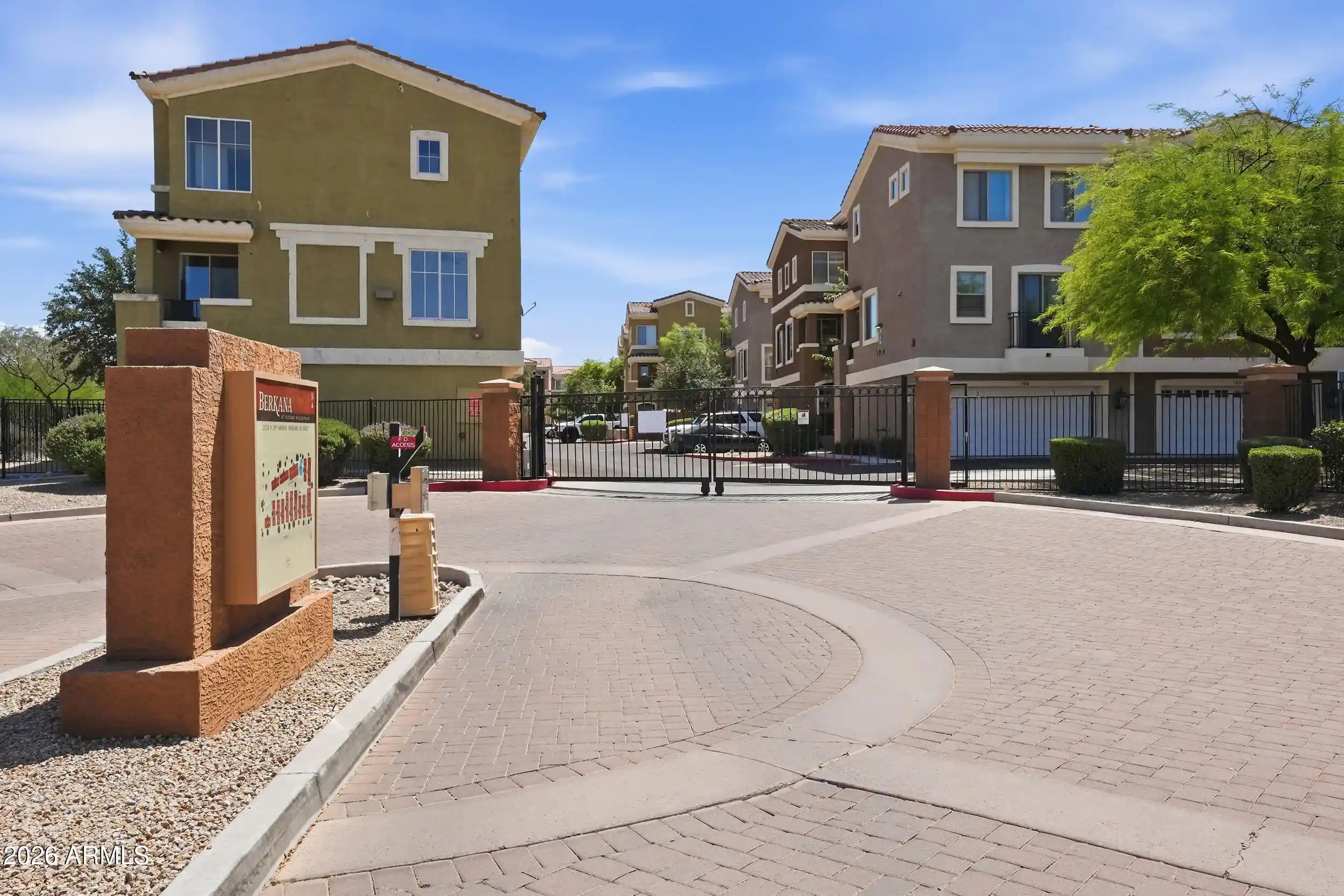 Listing Photo 2 - Condo for sale in 22125 N 29Th Ave located at 22125 N 29Th Ave, Phoenix, AZ 85027 - Unit #122