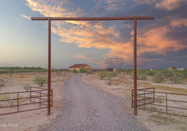 Photo 3 of Single family home for sale at 51921 N 461 Avenue, Wickenburg, AZ 85390 | MLS# 7026753 | Listing updated on 2026-08-18