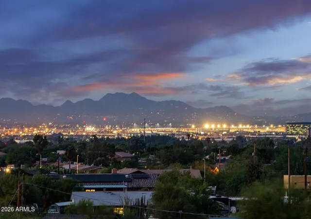 3rd image of 2515 E Valley View Dr, Phoenix, AZ 85042 | MLS# 7022130