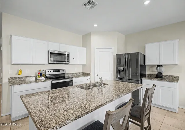 Photo 4 of Single family home for sale at 40 S Carlton Ave, Casa Grande, AZ 85122 | MLS# 7022087 | Listing updated on 2026-09-18