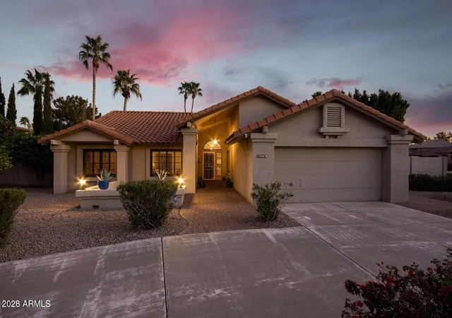 Homes for sale in Glendale, AZ | 19033 N 73Rd Dr, Glendale, AZ 85308 | MLS# 7026278