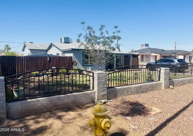 1st image of 104 W Pueblo Ave, Phoenix, AZ 85041 | MLS# 7029131