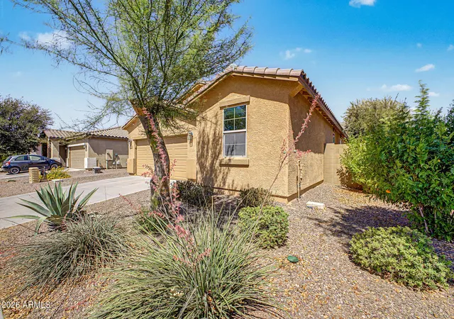 Photo 3 of Sale Pending at 18817 N Ventana Ln, Maricopa, AZ 85138 | MLS# 7022810 | Listing updated on 2026-09-15