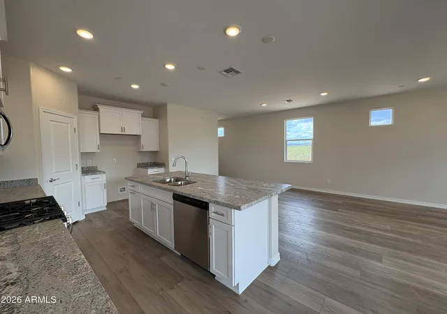 Photo 4 of Single family home for sale at 992 Annas Ave, Cottonwood, AZ 86326 | MLS# 7026238 | Listing updated on 2026-09-09