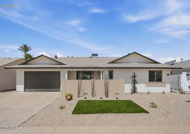 3rd image of 19430 N Willowcreek Cir, Sun City, AZ 85373 | MLS# 7028724