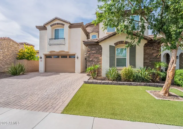 Photo 3 of Single family home for sale at 634 W Ranch Rd, Gilbert, AZ 85233 | MLS# 7022854 | Listing updated on 2026-07-09