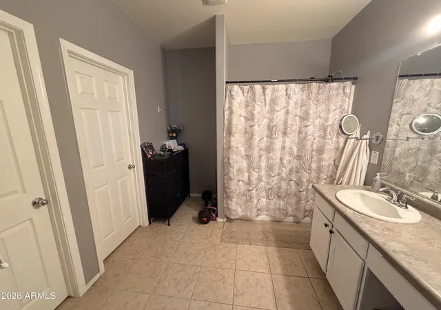 11th image of 12021 W Davis Ln, Avondale, AZ 85323 | MLS# 7023247