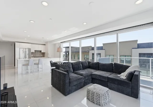 2nd image of 4422 N 75Th St, Scottsdale, AZ 85251