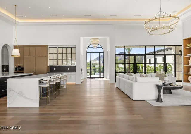 4th image of 6610 N Mountain View Dr, Paradise Valley, AZ 85253 | MLS# 7023784