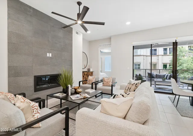 Photo 4 of House for sale at 5250 E Deer Valley Dr #416, Phoenix, AZ 85054 | MLS# 7023170 | Listing updated on 2026-05-09