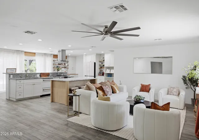Photo 2 of Single family home for sale at 6128 N 16th Place, Phoenix, AZ 85016 | MLS# 7029142 | Listing updated on 2026-09-21
