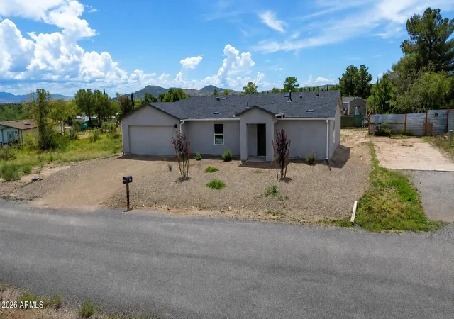 Photo 1 of Single family home for sale at 20581 E Cholla Dr, Mayer, AZ 86333 | MLS# 7023425 | Listing updated on 2026-08-30