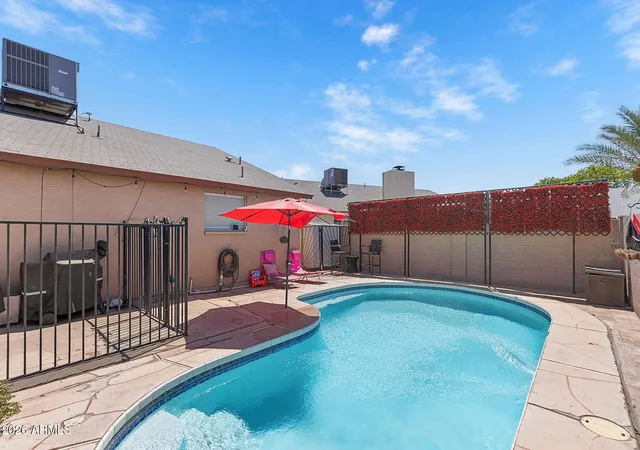 5th image of 9002 W Coronado Rd, Phoenix, AZ 85037 | MLS# 7025721