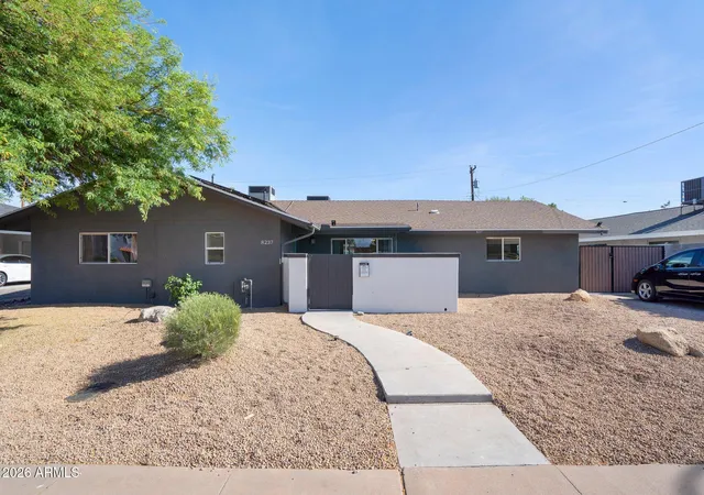 Photo 2 of Single family home for sale at 8237 E Chaparral Rd, Scottsdale, AZ 85250 | MLS# 7023677 | Listing updated on 2026-07-30