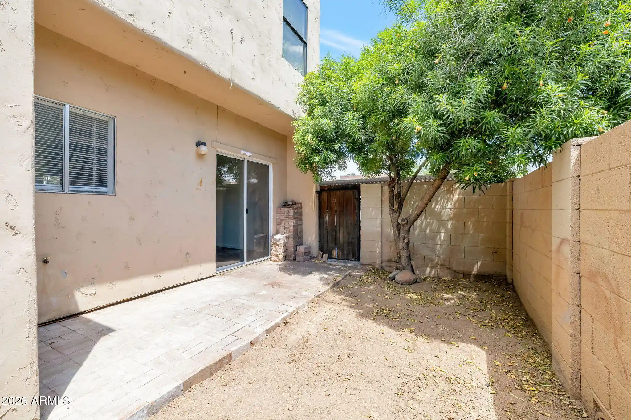 Listing Photo 15 - Condo for sale in 1935 W Morten Ave located at 1935 W Morten Ave, Phoenix, AZ 85021 - Unit #25