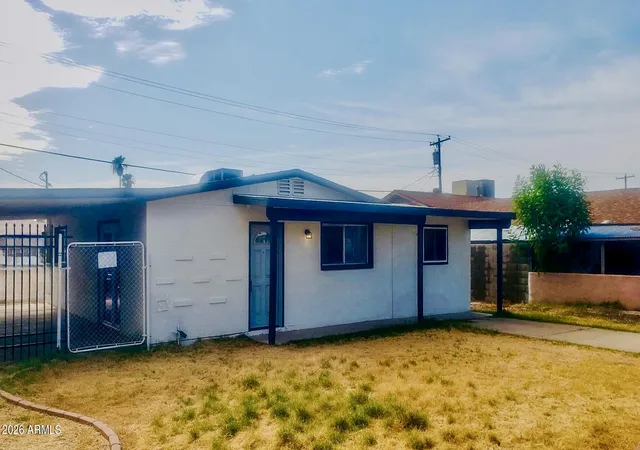 1st image of 5408 S 19th Ave, Phoenix, AZ 85041 | MLS# 7025454