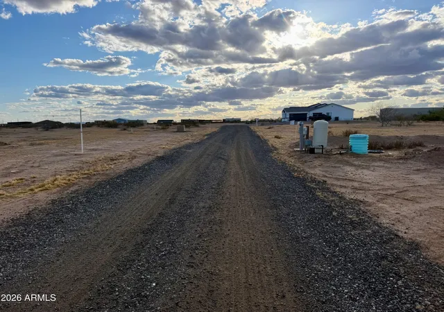 Photo 2 of Land for sale at 25xxx W Madre Del Oro Dr #2, Wittmann, AZ 85361 | MLS# 7024691 | Listing updated on 2026-05-18