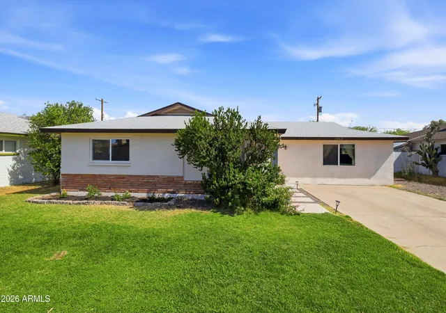 Homes for sale in Phoenix, AZ | 2052 W Marlette Ave, Phoenix, AZ 85015 | MLS# 7024849