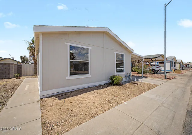 Homes for sale in Peoria, AZ | 11275 N 99th Ave #97, Peoria, AZ 85345 | MLS# 7026917