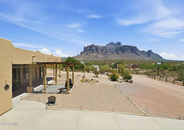 Photo 2 of Sale Pending at 3826 N Rain Cloud Dr, Apache Junction, AZ 85119 | MLS# 7024072 | Listing updated on 2026-09-17