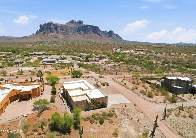 Photo 3 of Sale Pending at 3826 N Rain Cloud Dr, Apache Junction, AZ 85119 | MLS# 7024072 | Listing updated on 2026-09-17