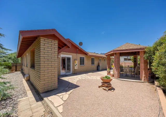 Homes for sale in Sierra Vista, AZ | 1003 Canterbury Dr, Sierra Vista, AZ 85635 | MLS# 7028726