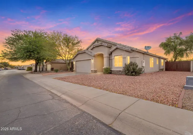 4th image of 1740 E Francisco Dr, Phoenix, AZ 85042 | MLS# 7026796