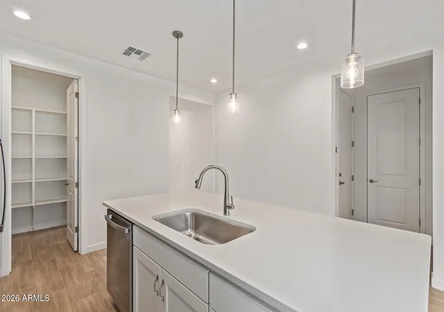 5th image of 5404 W Royal Palm Rd, Glendale, AZ 85302 | MLS# 7024270
