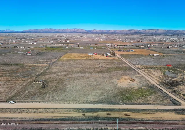 Homes for sale in Paulden, AZ | 2300 W Santa Fe Rd Lot B (25 Acres) Rd, Paulden, AZ 86334 | MLS# 7024281