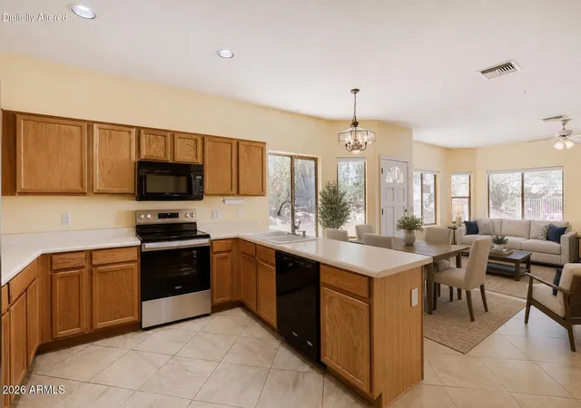 Homes for sale in Fountain Hills, AZ | 11682 N Saguaro Blvd #E, Fountain Hills, AZ 85268 | MLS# 7035030
