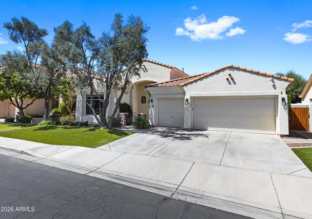 Photo 2 of Single family home for sale at 4382 S Wildflower Pl, Chandler, AZ 85248 | MLS# 7031912 | Listing updated on 2026-09-13