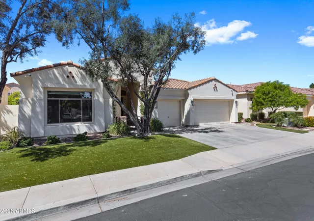 Photo 3 of Single family home for sale at 4382 S Wildflower Pl, Chandler, AZ 85248 | MLS# 7031912 | Listing updated on 2026-09-13